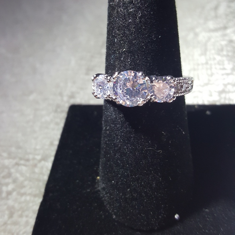 CZ 925 Silver Fashion Ring SZ 8 NWOT